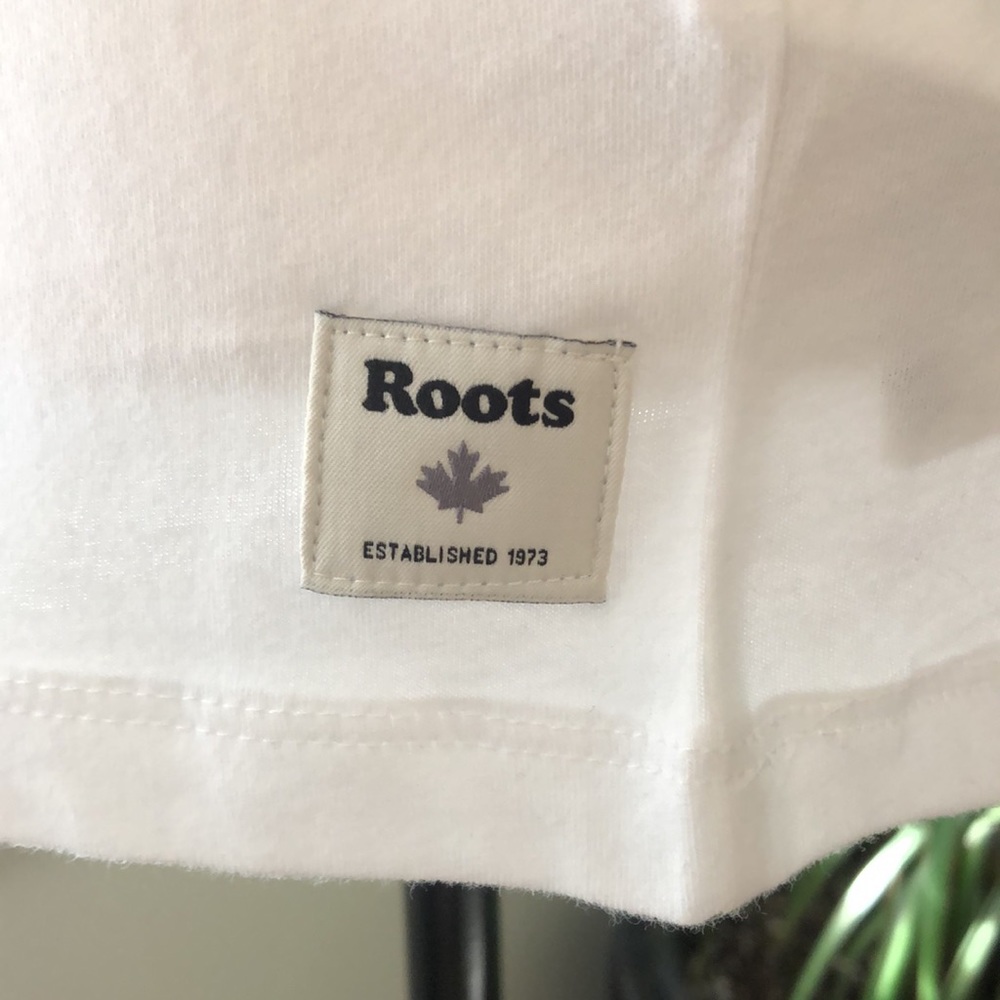 Roots Quality Ladies T-Shirt Size Sm. NWT Crisp White Sunset Horizon T-shirt - Picture 7 of 9